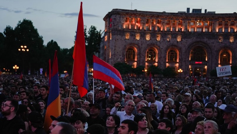 Ermenistan'da protestolar sürüyor